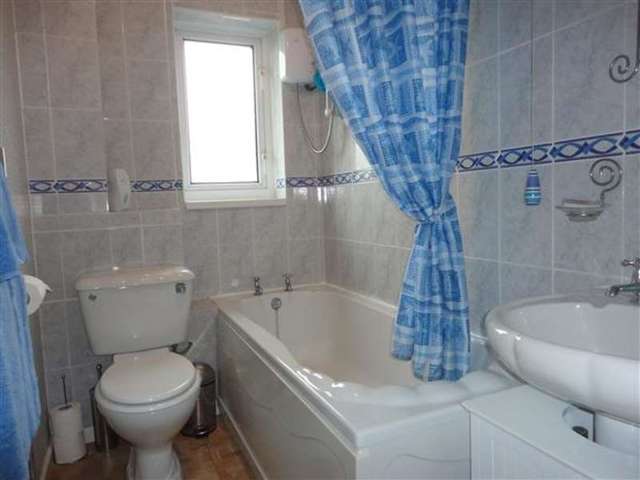  Image of 2 Bedroom End of Terrace to rent at Underwood, NP18 2HH