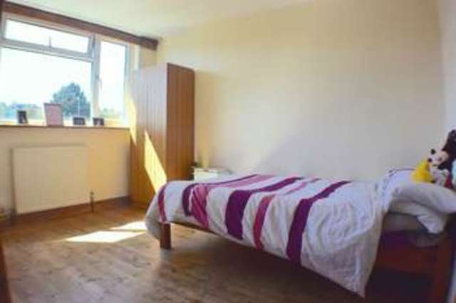  Image of 2 Bedroom Terraced for sale at Orchard Road Kingswood Bristol, BS15 9TZ