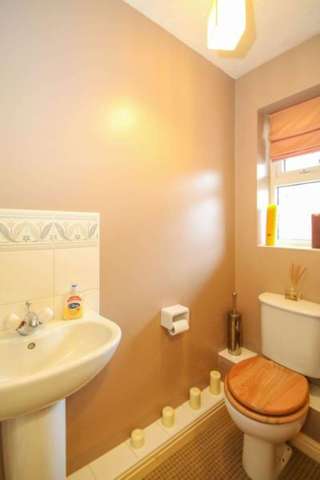  Image of 4 Bedroom Town House for sale at ALTRINCHAM, WA15 7LJ