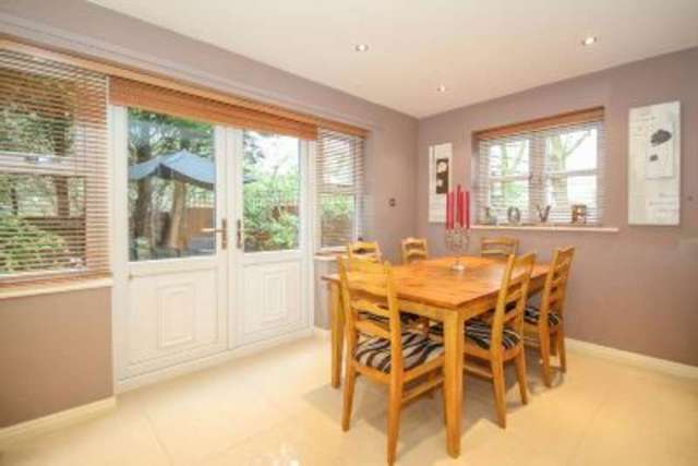  Image of 4 Bedroom Town House for sale at ALTRINCHAM, WA15 7LJ