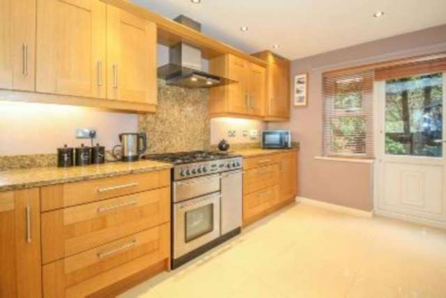  Image of 4 Bedroom Town House for sale at ALTRINCHAM, WA15 7LJ