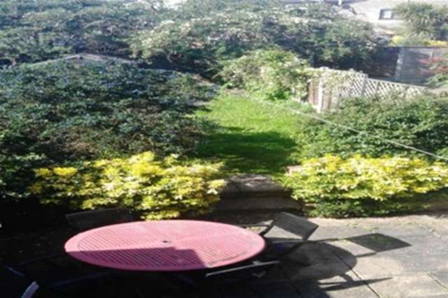  Image of 3 Bedroom Detached to rent at Brentwood, CM14 4HH