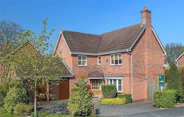 Image of 4 Bedroom Detached for sale at Appletrees Crescent  Bromsgrove, B61 0UB