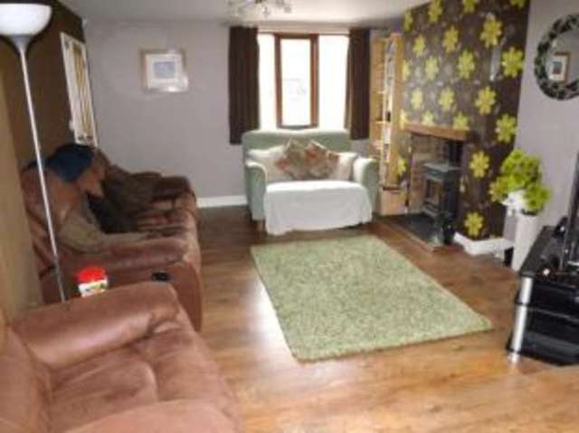  Image of 3 Bedroom Semi-Detached for sale at Ullesthorpe Lutterworth Ullesthorpe, LE17 5DN