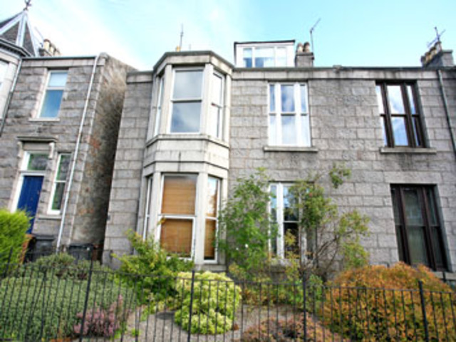  Image of 2 Bedroom Flat to rent at City Centre Aberdeen Aberdeen, AB10 6RJ