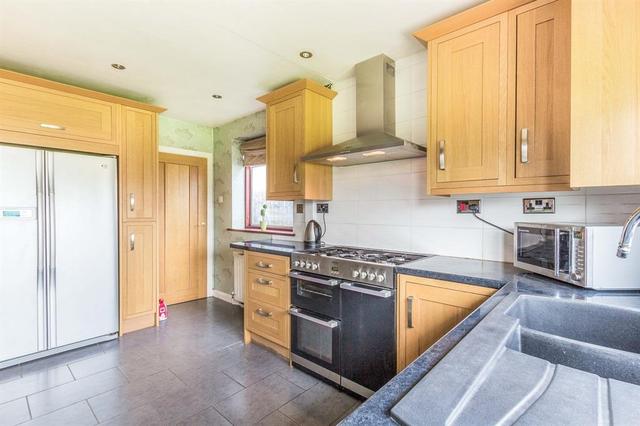  Image of 4 Bedroom Detached for sale at Ashridge Drive Bricket Wood ST. ALBANS, AL2 3SH