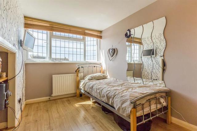  Image of 4 Bedroom Detached for sale at Ashridge Drive Bricket Wood ST. ALBANS, AL2 3SH