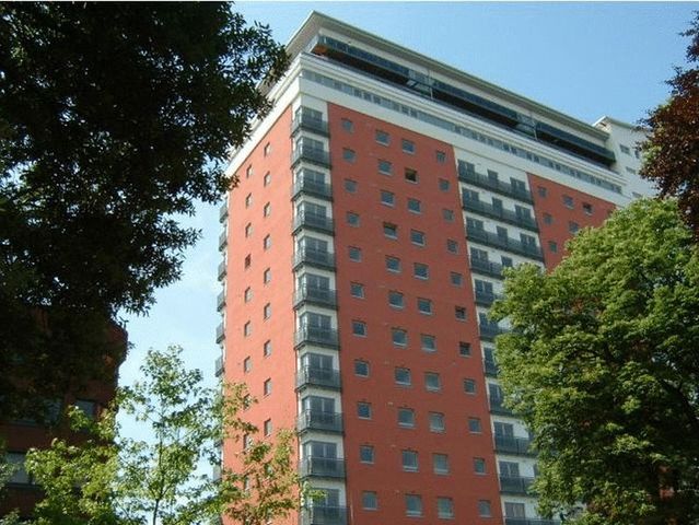  Image of Flat for sale at Throwley Way  SUTTON, SM1 4FD