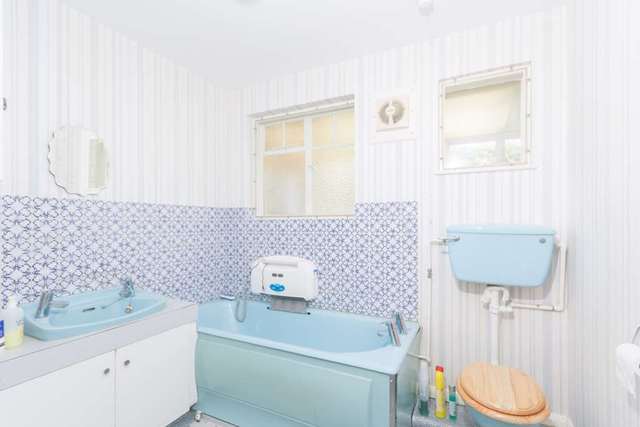  Image of 2 Bedroom Chalet to rent at Bank Mill  Berkhamsted, HP4 2ER