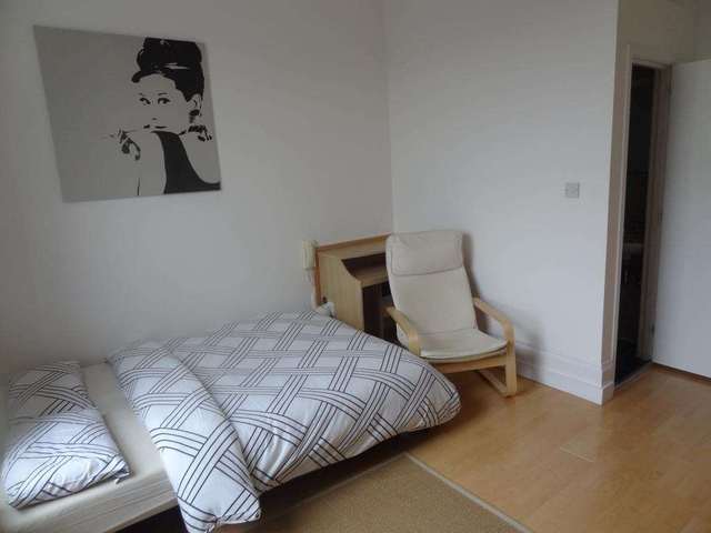  Image of Flat to rent at Belgrave Road Pimlico London, SW1V 2BL