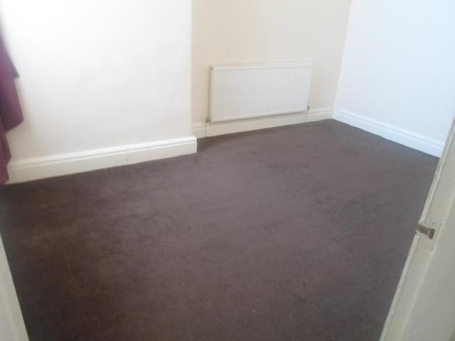  Image of 3 Bedroom Maisonette for sale at South Shore  Blackpool, FY4 1BW