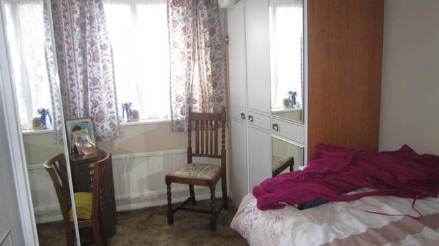  Image of 4 Bedroom Detached for sale at Middlesex  Hayes, UB3 1QR