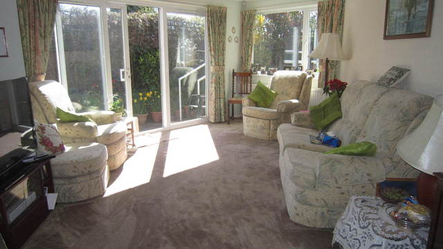  Image of 4 Bedroom Detached for sale at Middlesex  Hayes, UB3 1QR