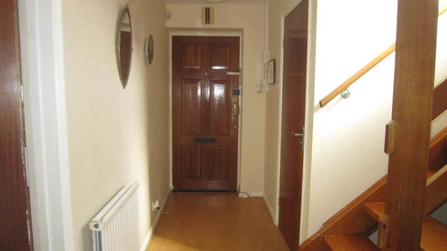  Image of 4 Bedroom Detached for sale at Middlesex  Hayes, UB3 1QR