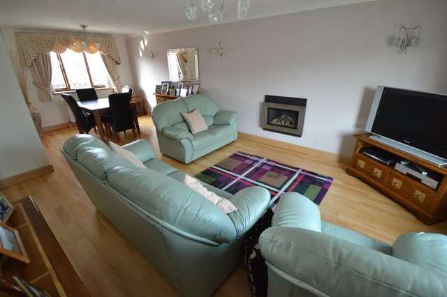  Image of 3 Bedroom Detached for sale at Wrenthorpe Wakefield West Yorkshire, WF2 0QH
