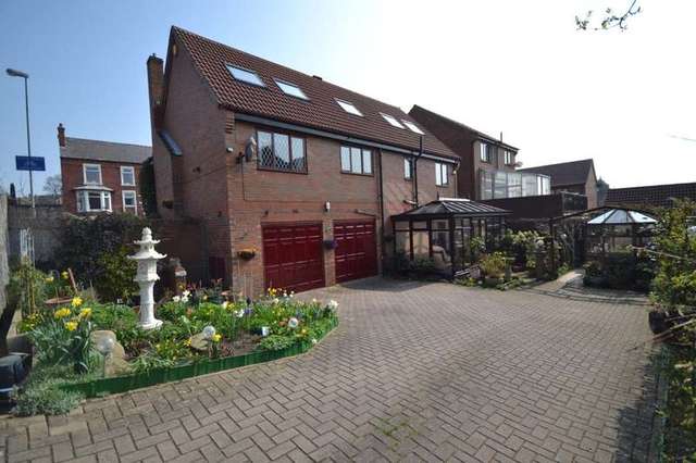 Image of 3 Bedroom Detached for sale at Wrenthorpe Wakefield West Yorkshire, WF2 0QH