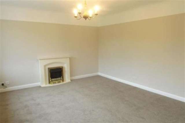  Image of 3 Bedroom Detached to rent at Deeside, CH5 3HW
