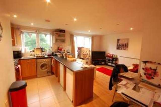  Image of 2 Bedroom Property to rent at Branagh Court Reading Reading, RG30 2QY