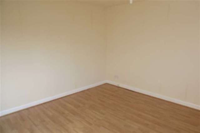  Image of 3 Bedroom Detached to rent at Manchester, M20 1AF