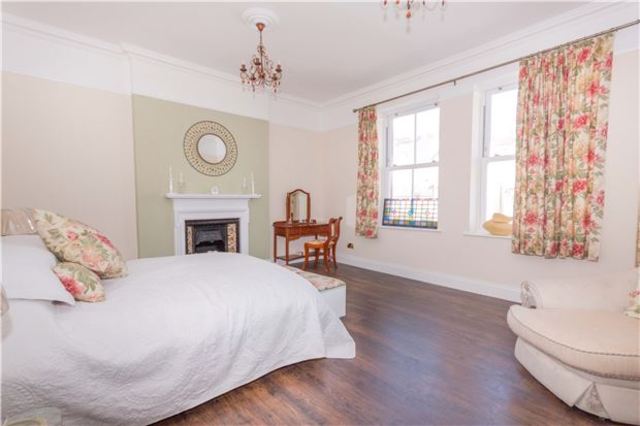  Image of 6 Bedroom Semi-Detached for sale at Hollington, TN37 6HU