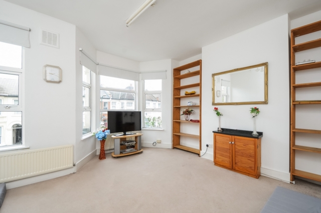  Image of 1 Bedroom Apartment for sale at Chapter Road  London, NW2 5NE