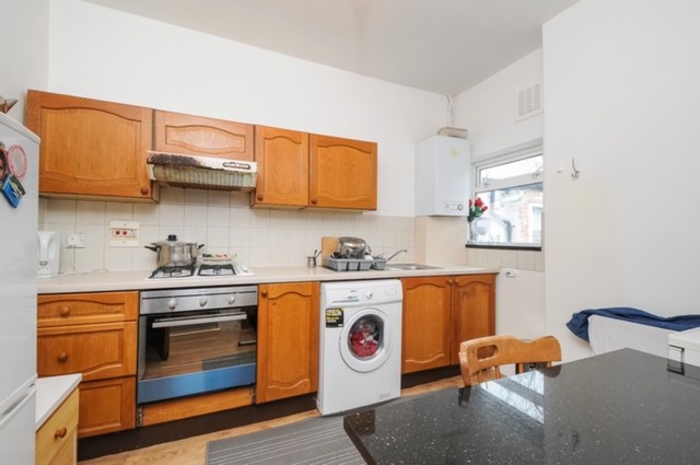  Image of 1 Bedroom Apartment for sale at Chapter Road  London, NW2 5NE