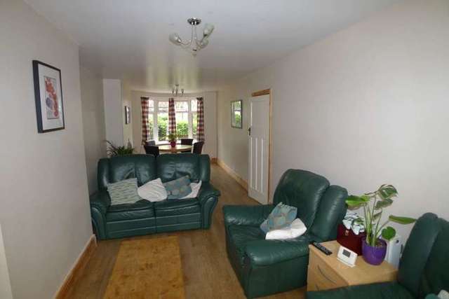  Image of 4 Bedroom Semi-Detached for sale at Chaucer Road  Sidcup, DA15 9AP