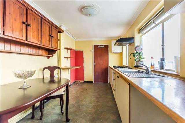  Image of 3 Bedroom End of Terrace for sale at Cambridge, CB1 7BX