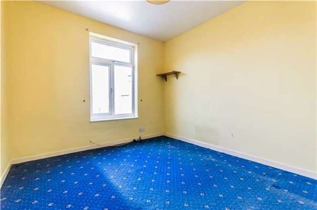  Image of 3 Bedroom End of Terrace for sale at Cambridge, CB1 7BX