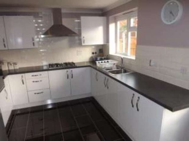  Image of 4 Bedroom Detached for sale at Coventry West Midlands Radford, CV6 3LL