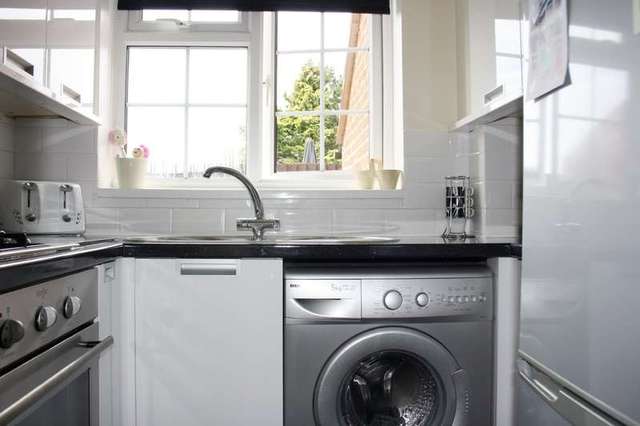  Image of 1 Bedroom Terraced to rent at Stevenage Aston End, SG2 0NG