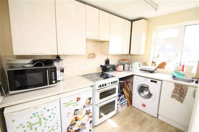  Image of 2 Bedroom Terraced for sale at Durrington, BN13 1HD