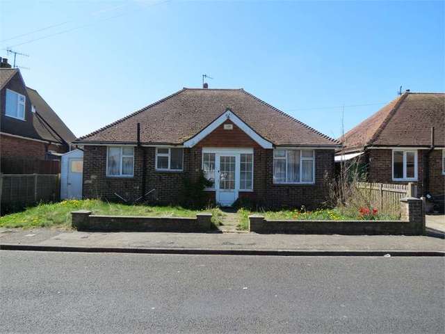  Image of 3 Bedroom Detached for sale at Seaford, BN25 3RT