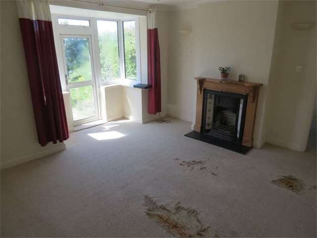  Image of 3 Bedroom Detached for sale at Seaford, BN25 3RT