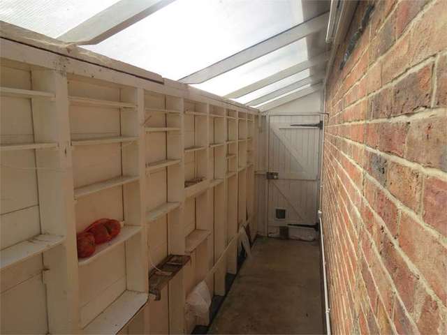  Image of 3 Bedroom Detached for sale at Seaford, BN25 3RT