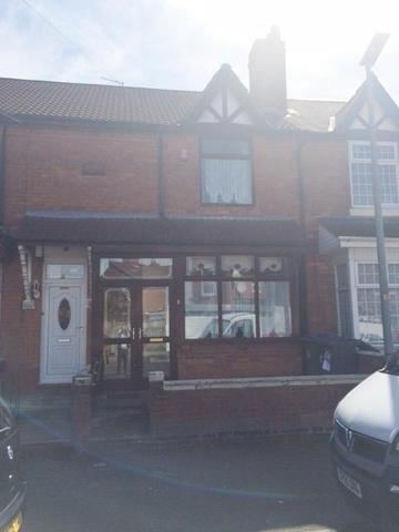  Image of 3 Bedroom Terraced to rent at Smethwick  Birmingham, B66 4JU