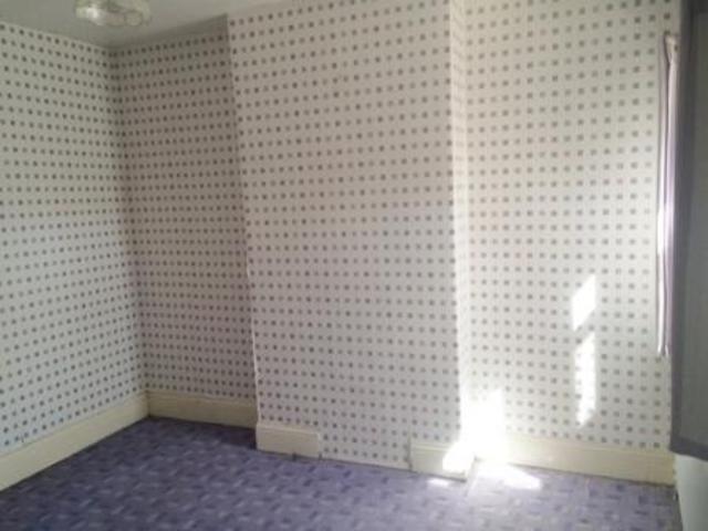 Image of 3 Bedroom Terraced to rent at Smethwick  Birmingham, B66 4JU