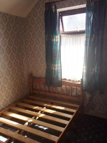  Image of 3 Bedroom Terraced to rent at Smethwick  Birmingham, B66 4JU