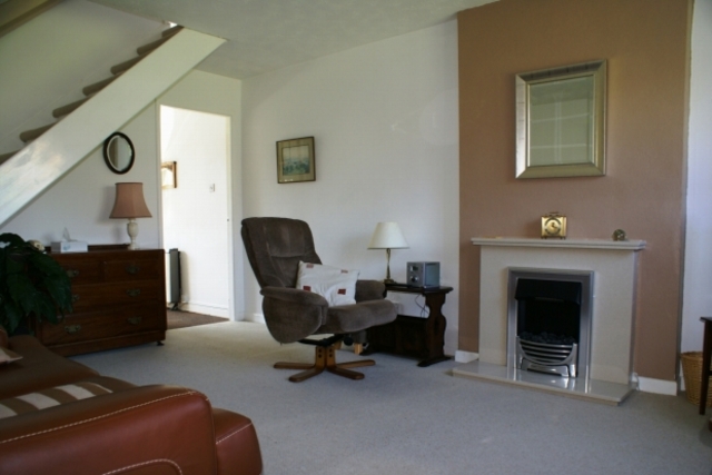  Image of 2 Bedroom Semi-Detached for sale at LAUREL HILL VIEW COLTON LEEDS, LS15 9EN
