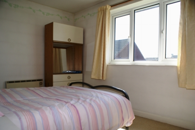  Image of 2 Bedroom Semi-Detached for sale at LAUREL HILL VIEW COLTON LEEDS, LS15 9EN
