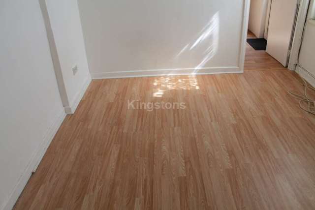  Image of 1 Bedroom Detached to rent at Corporation Road Grangetown Cardiff, CF11 7AN
