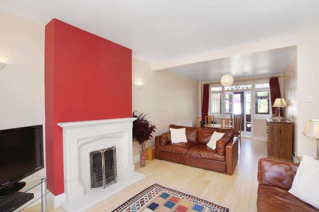  Image of 3 Bedroom Detached to rent at Corporation Street Stratford London, E15 3DY