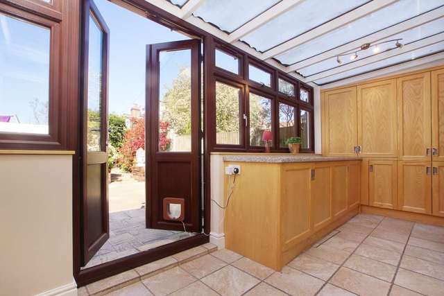  Image of 3 Bedroom Detached to rent at Corporation Street Stratford London, E15 3DY