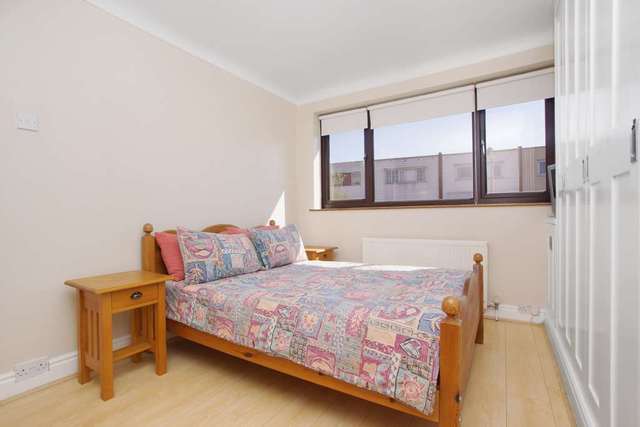  Image of 3 Bedroom Detached to rent at Corporation Street Stratford London, E15 3DY