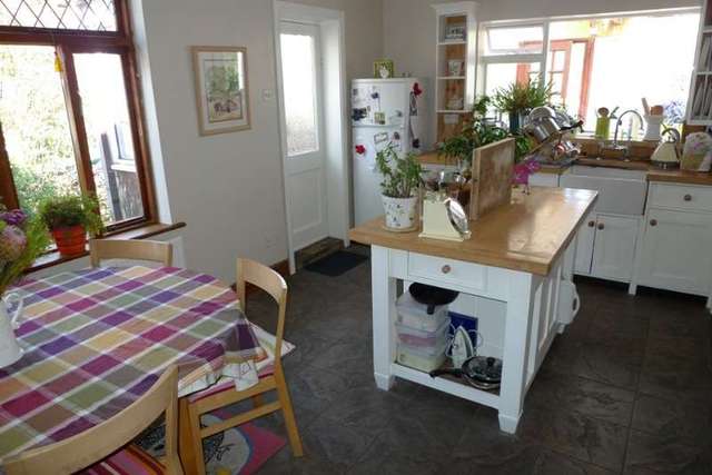  Image of 4 Bedroom Semi-Detached for sale at Pontypool, NP4 6AT