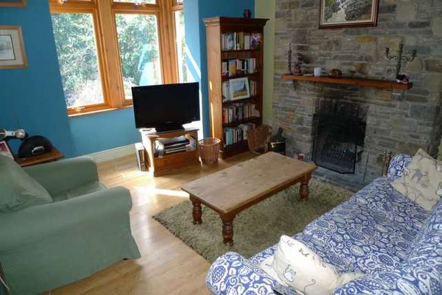  Image of 4 Bedroom Semi-Detached for sale at Pontypool, NP4 6AT