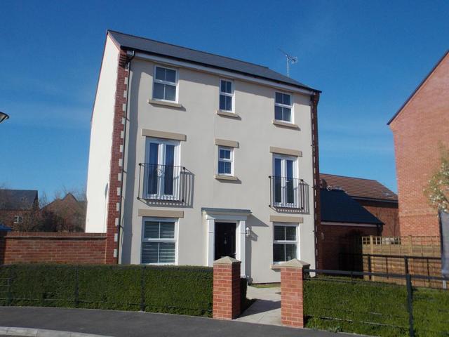  Image of 4 Bedroom Detached for sale at Swindon, SN25 1AH