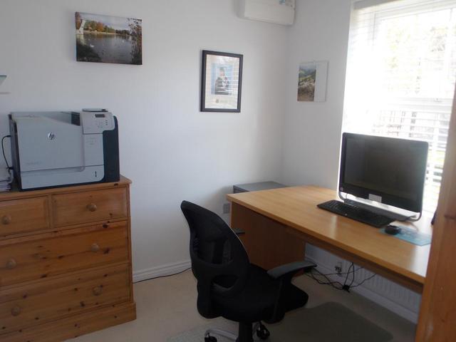  Image of 4 Bedroom Detached for sale at Swindon, SN25 1AH
