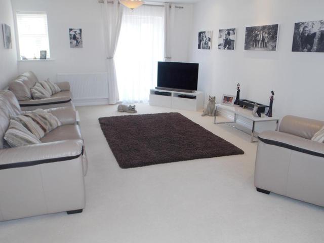  Image of 4 Bedroom Detached for sale at Swindon, SN25 1AH