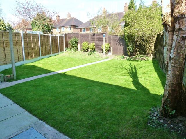  Image of 2 Bedroom Terraced for sale at Ellerslie Road Billesley Birmingham, B13 0DP